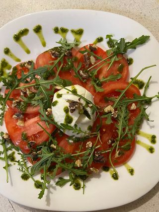 Капрезе с бурата (300г)