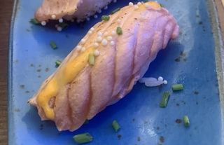  Nigiris Salmon Aburi