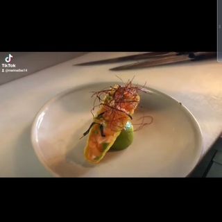 S2. Tacos de Salmão