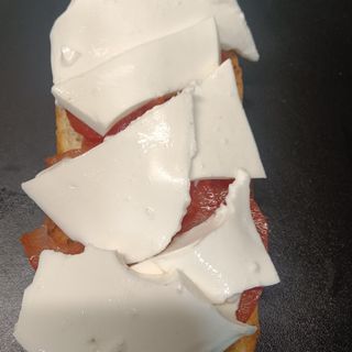 Tostada Queso Fresco