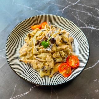 Паста курица с грибами (400 гр)