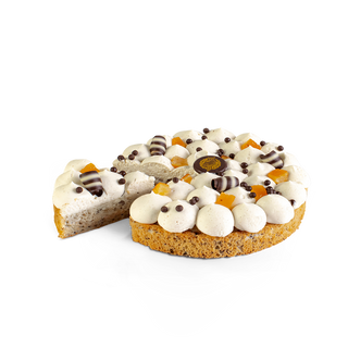 Tort Migdałowy z Kremem Cynamonowym