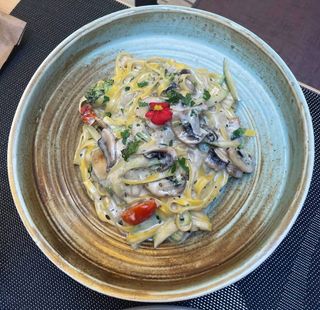 Tagliatelle Primavera (V)