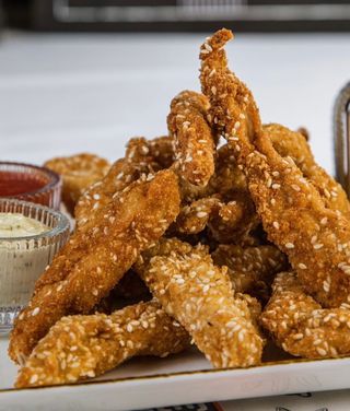 Pohovani pileći štapići 200g