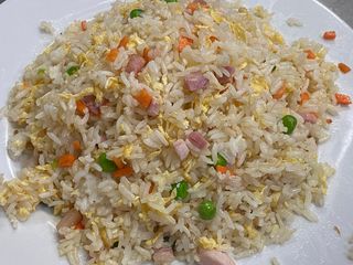 Arroz Frito Con Tres Delicias