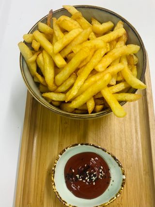 კარტოფილი ფრი სოუსით