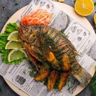 Жареный карась большой