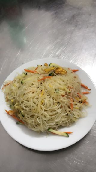 52 Spaghetti di riso saltati con verdure miste 什锦粉干
