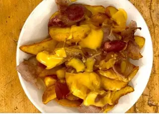 Patatine bacon e cheddar vaschetta grande