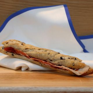 Jamón Ibérico Pan Aceitunas