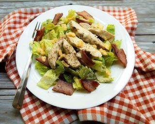 Salada César de Frango