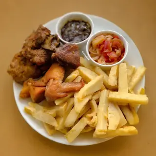 Chicken , Turkey and chips with sauce