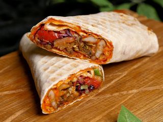 1. Лаваш з яловичиною L (450g)