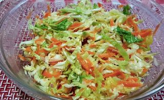 Салата Зеле с моркови (350г)