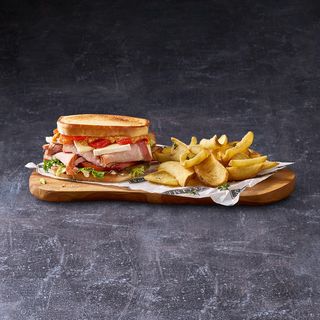 Sándwich lomo confitado