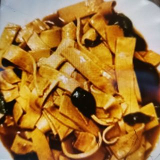 76. Tofu essiccato con peperoni piccanti尖椒干豆腐