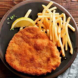 Escalope Milanesa Especial de casa + patatas fritas caseras + ensalada LTC