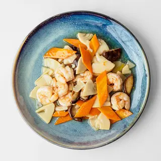 71. Gambas Con Bambú Y Setas