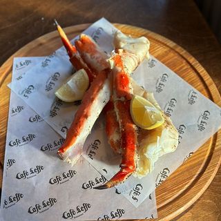 Клешни камчатского краба 