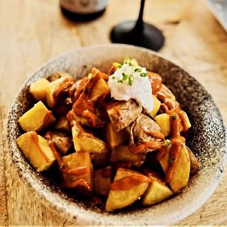 Bravas Al Estilo Wanna