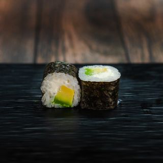 Maki Aguacate y Phila. (8p)