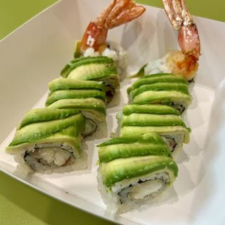 Avo tempura maki