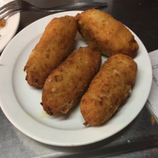 Croquetas De Bacalao