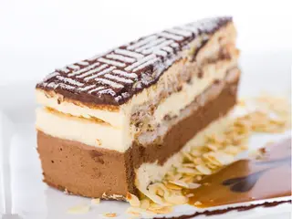 Японска торта (140г)