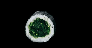 Hosomak goma wakame