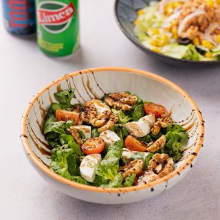 Goat Cheese & Nuts Salad