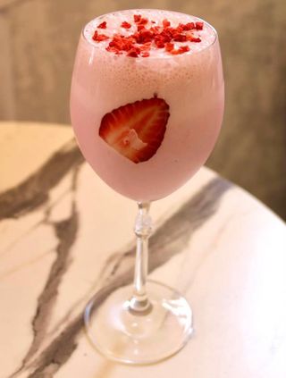 Коктель Полуничний (300мл)