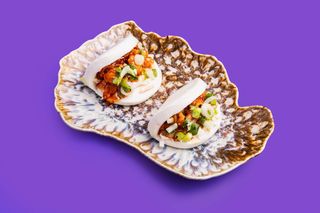 Bao buns chicken