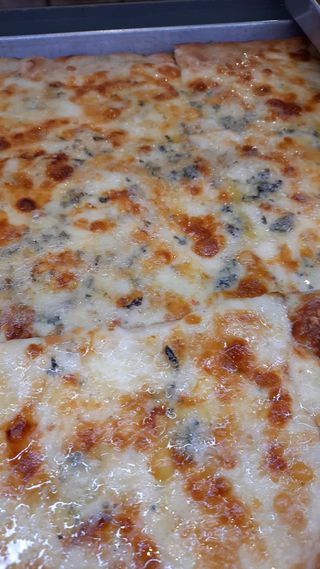 4 formaggi - al pezzo