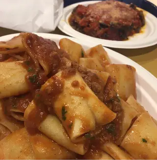 Paccheri con ragù di cinghiale sfumato col Barbera