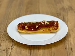 კარამელის ეკლერი