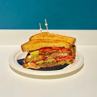 Club sandwich con salmone affumicato