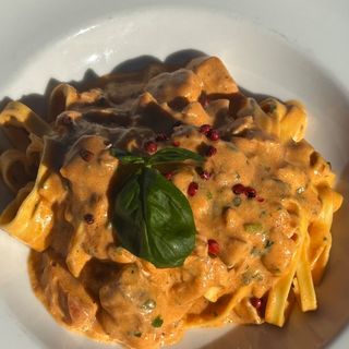 Tagliatelle al Salmone 