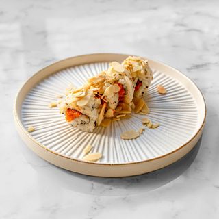 Uramaki spicy salmone