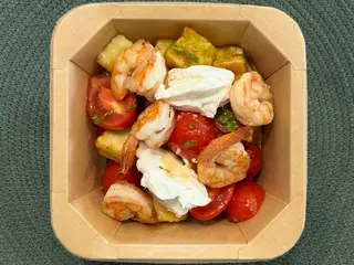 Салат з баклажаном та креветкою (350г)