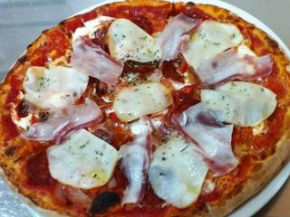 Pizza De Bacon Y Huevo (Mediana)