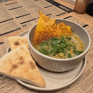 Zuppa dorata di cipolla