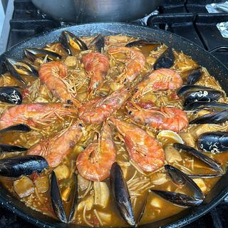 Fideua Con Alioli (4 Personas)