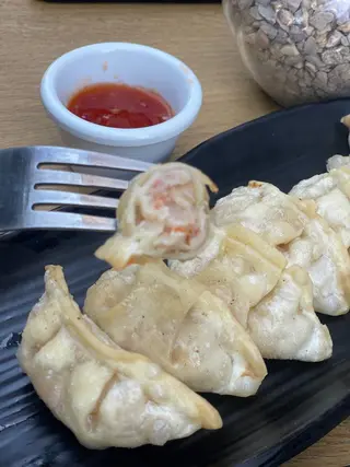 Gyozas De Langostinos  (6 Uds.)