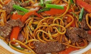 Tallarín salteado de ternera