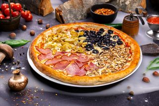 COMBO PIZZA QUATRO STAGIONI + 1 PEPSI DOZA 250 ml