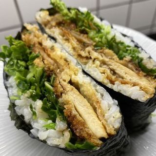 Onigirazu Pollo Panko