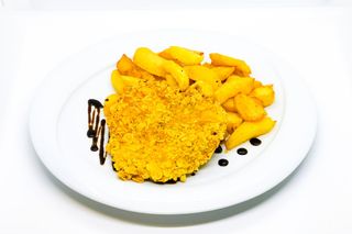 Piept de pui in fulgi de porumb