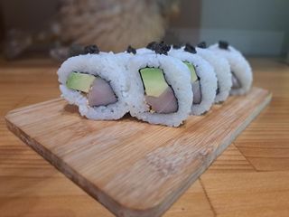 Uramaki Andra Mari (8 Uds.)