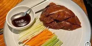 A153. Anatra alla pechinese*