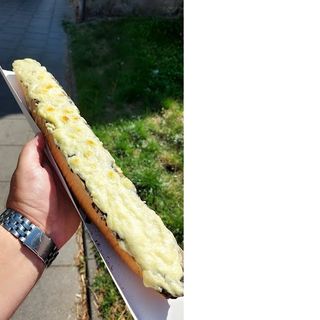 Zapiekanka z kiełbasą 